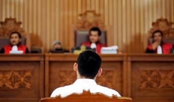 Banding ditolak Pengadilan Tinggi Riau, Eva diduga jadi tersangka