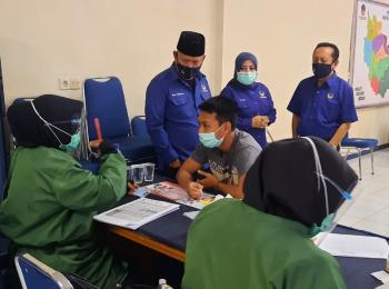 DPW Partai NasDem Riau Gelar Rapid Test dan Swab Gratis