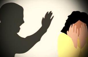Gara-gara handphone & sepeda motor, pasangan suami istri ini cekcok