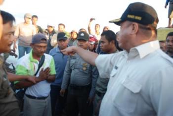 Bak Preman, Bupati Inhu Yopi tampar Wartawan di Kantor PWI