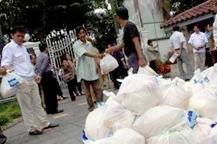 1.700 Pahlawan Adipura Pekanbaru Dapat Paket Lebaran