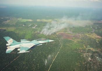 Patroli, Pesawat Tempur F-16 temukan lahan terbakar di Kampar