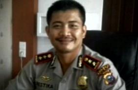 Kapolres Siak beri bantuan kursi kepada korban Lakalantas