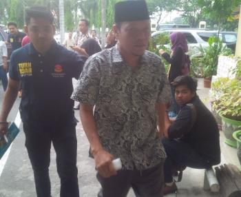 Korupsi Dana Bansos Rp 300 Miliar, Dua Legislator Bengkalis Jadi Tahanan Polda Riau