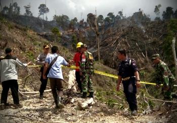 Cek titik api di Kampar, Tim TNI-Polri curiga lahan 7 hektar sengaja dibakar