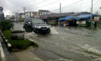 Banjir Tahunan Pekanbaru, Zulfan Hafidz : Izin Harus Mengacu Perda Sumur Resapan