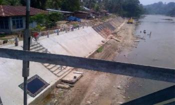 Dua Pekan Lagi, Turap Sei Mahang Bakal Rampung