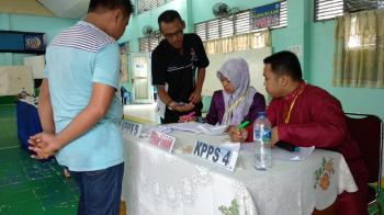 RZ dan Thamsir "Nyoblos" di Lapas Pekanbaru