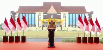 Megahnya Gedung Mapolda Bumi Lancang Kuning Riau