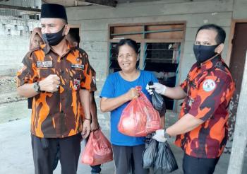 BPPH PP Kota Pekanbaru bagikan Sembako dan Masker