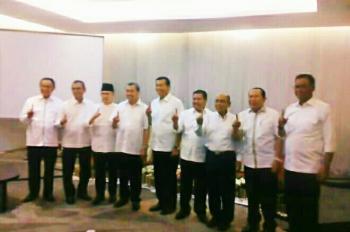 Beredar foto 9 Kepala Daerah di Riau termasuk Gubernur Terpilih dukung Jokowi?