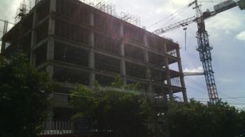 Pekerja Proyek Jatuh dari Gedung Telkom Pekanbaru, Diduga Tewas