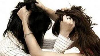 2 Wanita di Dumai Saling Ejek, Jambak, Angkat Parang dan Berakhir ke Polisi