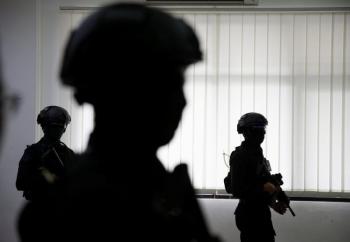 Densus 88 Tangkap Lima Terduga Teroris di Kampar