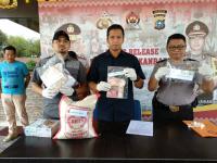Polresta Pekanbaru Ungkap Sindikat Rampok Perempuan Singapura