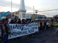 Pelajar Riau-Jambi Demo Asap di Tugu Jogja