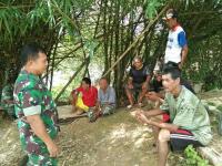 Komsos, Cara TNI Dekatkan Diri Dengan Petani