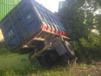Astaga! Mobil truk masuk ke parit, 6 Pelajar di Rohul tewas ditempat