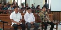  Mantan Bupati Rohul Jalani Sidang Perdana di Kasus Suap APBD Riau