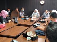 Kontrak THL di DLHK Pekanbaru Diputus Via WA, Komisi I Gelar RDP