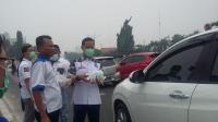 Anggota Dewan & Kader Demokrat Bagikan 50 Ribu Masker Ke Warga Pekanbaru