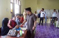 Galeri Foto Ketua DPRD Kampar Ahmad Fikri Monitor Pilkades Serentak 