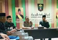Pasca Ultimatum, Kapolda Riau mendadak silaturahmi ke LAM