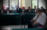 Terbukti Korupsi, Herliyan Saleh tertunduk saat divonis 1,5 tahun penjara