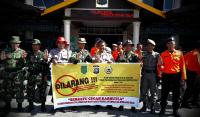 Polisi, TNI & BPBD di Inhil kompak patroli melarang bakar lahan