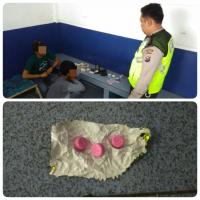 Miliki 3 butir pil ekstasi saat berkendara, 2 pemuda diamankan Polantas Pekanbaru