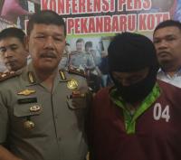 Mengaku Bisa Loloskan Jadi Bintara Polri, Babe Dibekuk Polisi