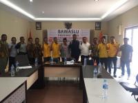 Polemik 5 Kadis, AMPG Riau mendadak datangi Bawaslu Riau