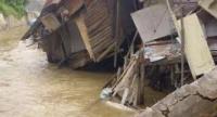Longsor di Tanah Merah Inhil, 4 rumah rusak, 1 terseret arus air