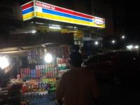 Warung kecil di Pekanbaru diteror ritel modern. DPRD: ada pembiaran dari dinas terkait