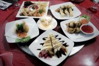 Lounge Hotel Pangeran Ada Snack Promo dan Biduan dari Kota Kembang, Euy !
