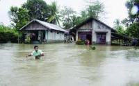 Rohul banjir lagi, ratusan rumah direndam air