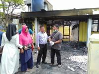 2 Kepala Keluarga Jadi Korban Kebakaran Di Senapelan, Dewan Dapil VI ini Berikan Bantuan