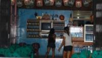 Beuh! Cewek pelayan kafe remang-remang di Kuansing pun pakai Sabu