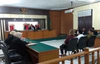 Majelis Hakim Silang Pendapat Vonis Dokter Terdakwa Korupsi Alkes