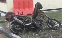Ditinggal saat kabur, Warga Bakar sepeda motor milik Ninja Sawit