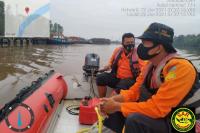 Sampan Terbalik, Warga Tualang Tenggelam di Sungai Siak