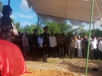Jenazah Iptu H Auzar dimakamkan secara institusi Polri