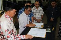 Galeri Foto penandatanganan Nota Kesepahaman KUA-PPAS Kampar Tahun 2016