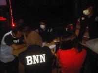 Saat BNN Razia Narkoba, MP Club Pekanbaru gembok pintu masuk