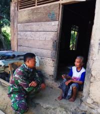 Bahagianya Nenek Tio Bertemu Prajurit TNI
