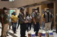 Unri Distribusikan Ratusan Kilogram Sembako Ke Mahasiswa asal Papua