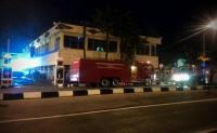 Dini hari, kantor Humas Polda Riau terbakar