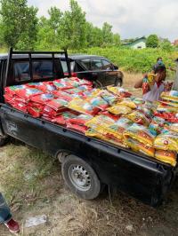 Citra Land Pekanbaru Salurkan Sembako Untuk Masyarakat Sekitar