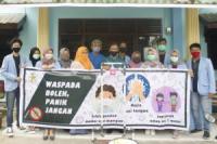 Antisipasi Covid-19, Mahasiswa UNRI Bagikan 100 Botol Sabun dan Masker