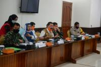Penanganan Covid-19 di Riau dan Pentingnya Pemulihan Sektor